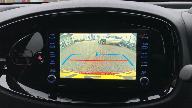 Toyota Aygo X 1.0 VVT-i Edge 5dr Petrol Hatchback